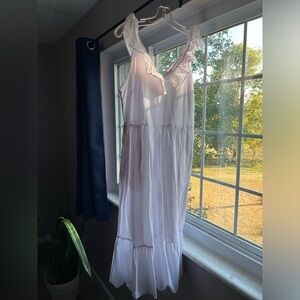 Vineyard Vines White Dress